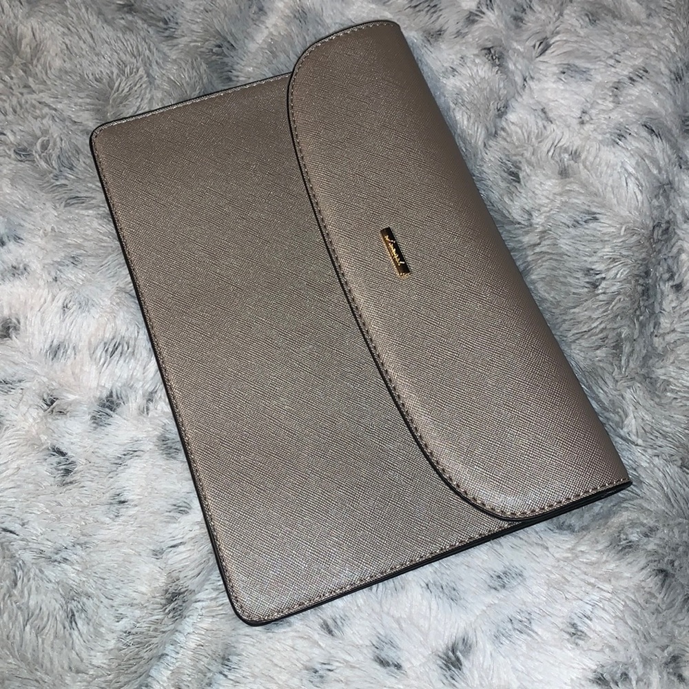 Golden clutch